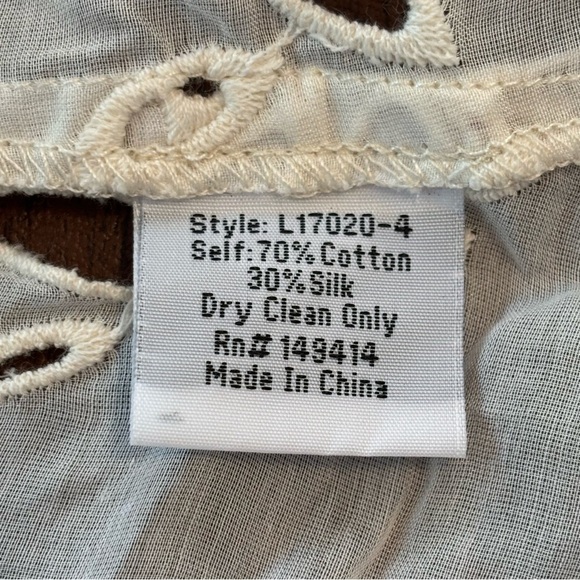 Johnny Was Jade Bianka Cream Lace Eyelet Blouse Silk Cotton Blend XS - Picture 7 of 7